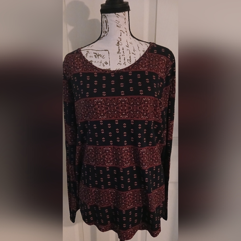 5/$25 Sonoma Patterned Long Sleeve Top